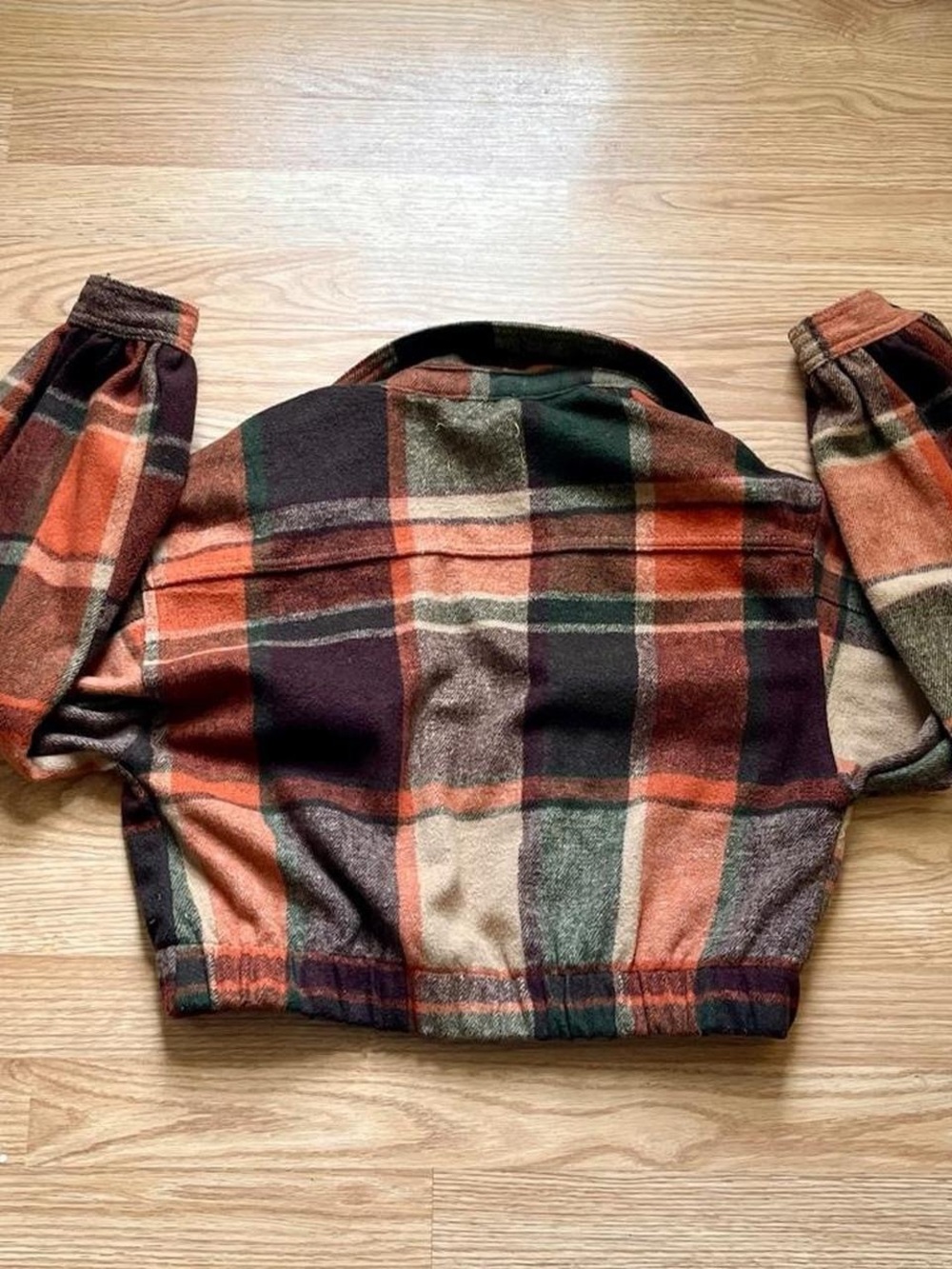 Ashley By 26 International Plaid Cropped Jacket in Green, Orange & Brown - Picture 3 of 3